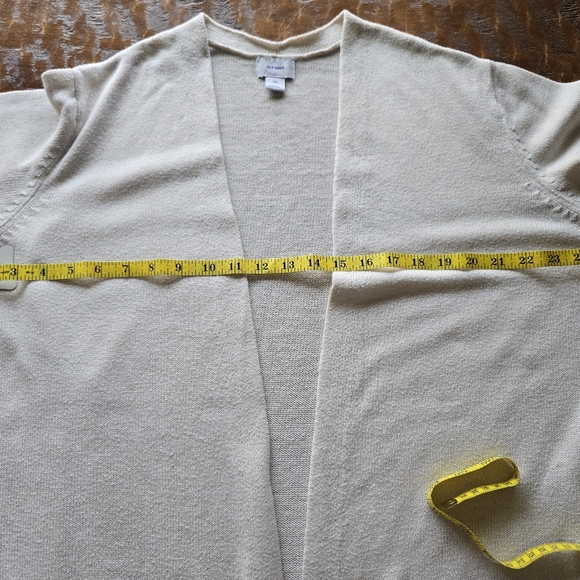 Elegant Cream Open-Front Sweater - Picture 6 of 8